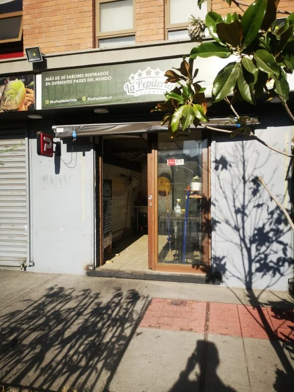 Arriendo de Local Comercial en Santiago, zenteno 990