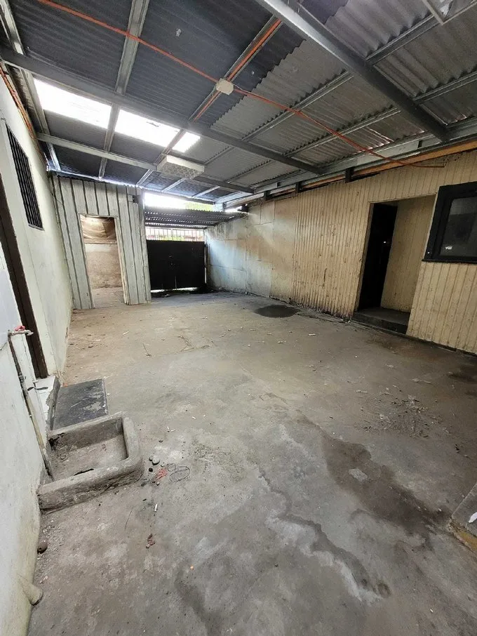 Arriendo de Local Comercial en Temuco, Local Amplio en San Martin (129722)