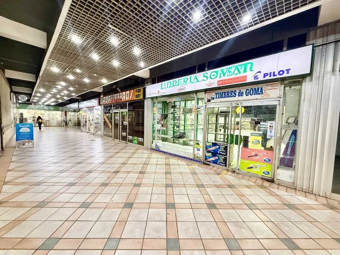 Arriendo de Local Comercial en Viña del Mar, Local amplio en galeria ubicacion estrategica (129561)