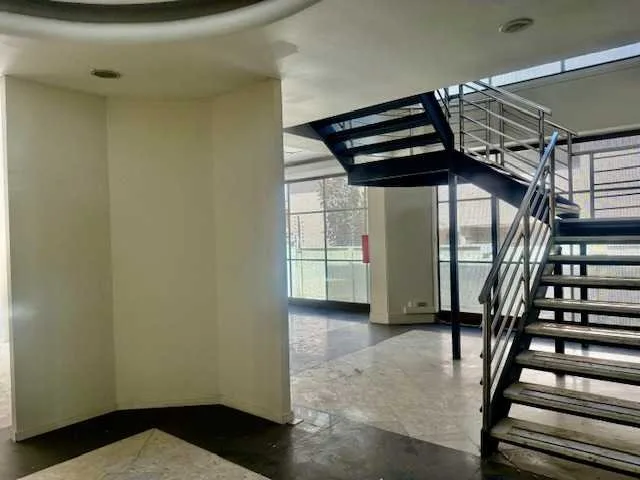 Arriendo de Local Comercial en Viña del Mar, Local en 1000 m2 terr, 25 estacionamientos (84867)