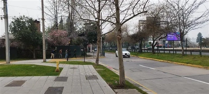 Arriendo de Local Comercial en Vitacura, A pasos del Mall Alto las Condes/Lo Matta