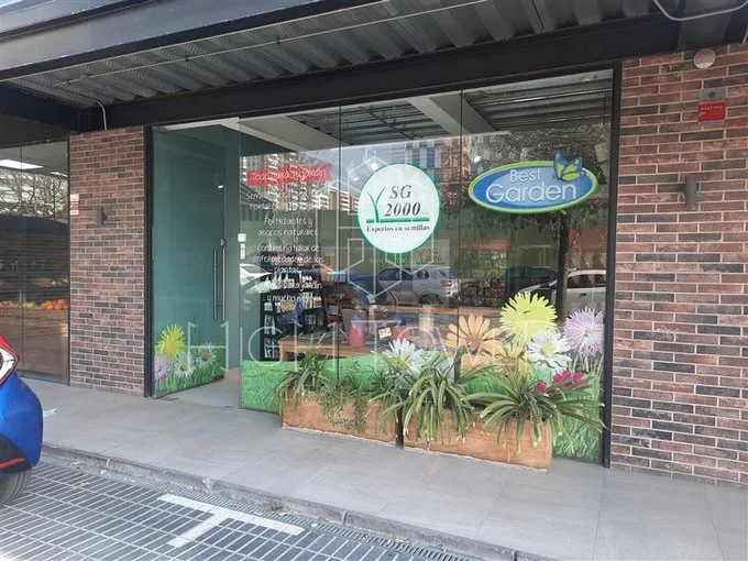 Arriendo de Local Comercial en Vitacura, Geronimo de Alderete 1070, Vitacura