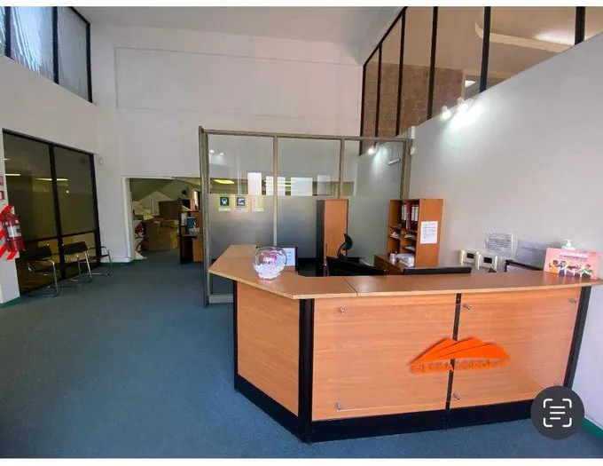 Arriendo de Oficina en Antofagasta, Edificio las Empresas Of. 292mts Primer piso  (102045)