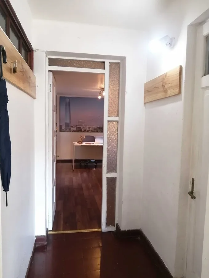 Arriendo de Oficina en Chillán, Oficina con vitrina a la calle – Arriendo (128680)