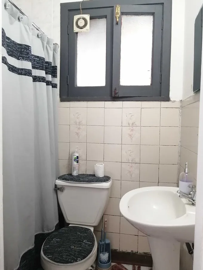 Arriendo de Oficina en Chillán, Oficina con vitrina a la calle – Arriendo (128680)