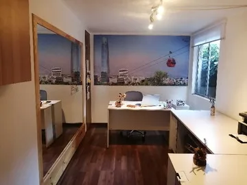 Arriendo de Oficina en Chillán, Oficina con vitrina a la calle – Arriendo (128680)