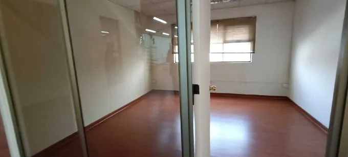Arriendo de Oficina en Independencia, Arriendo comoda y amplias oficinas   (113486)