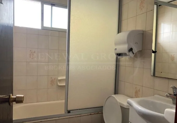 Arriendo de Oficina en La Serena, Amplia  casa para uso de oficinas.  (56937)