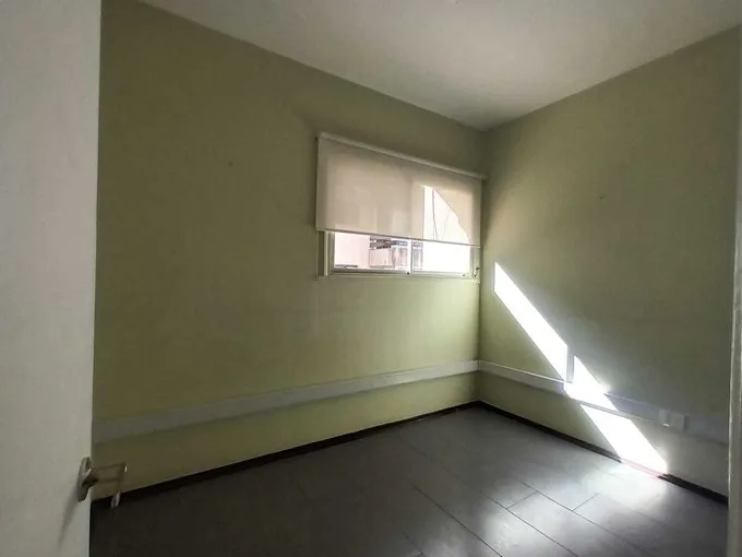 Arriendo de Oficina en Las Condes, 108m2 / Metro Manquehue y Escuela Militar  (96359)