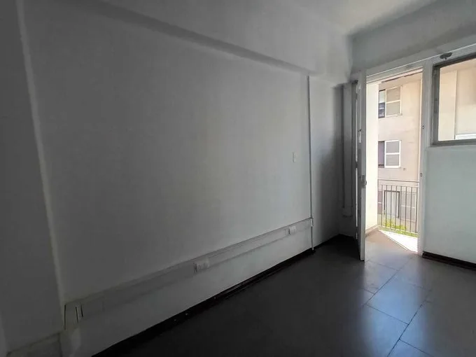 Arriendo de Oficina en Las Condes, 108m2 / Metro Manquehue y Escuela Militar  (96359)
