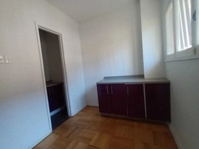 Arriendo de Oficina en Las Condes, 108m2 / Metro Manquehue y Escuela Militar (96365)