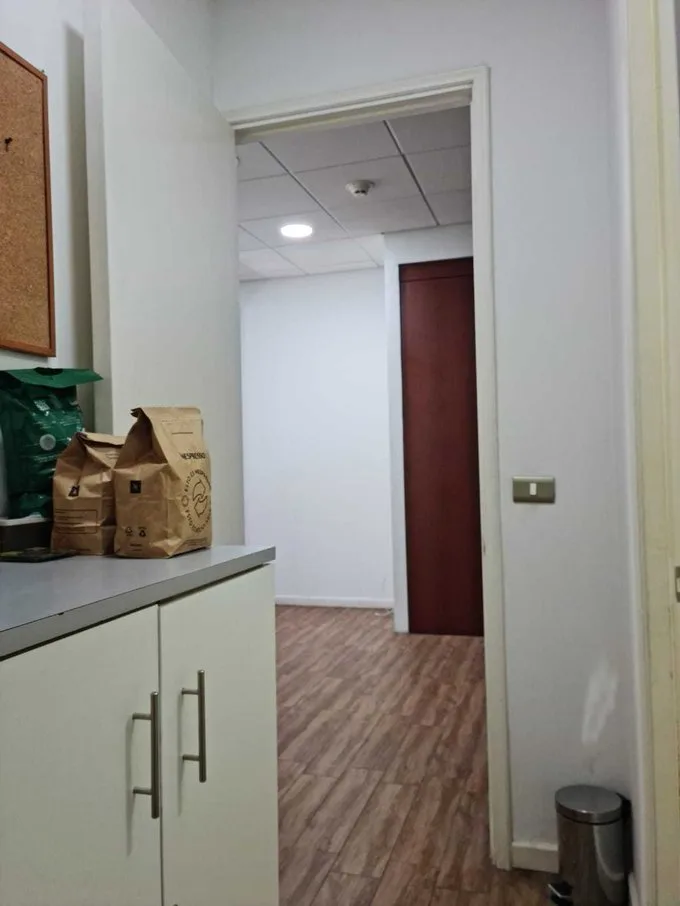 Arriendo de Oficina en Las Condes, A dos cuadras del metro Manquehue (126984)