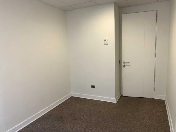 Arriendo de Oficina en Las Condes, A pasos de la futura linea 7 (74343)