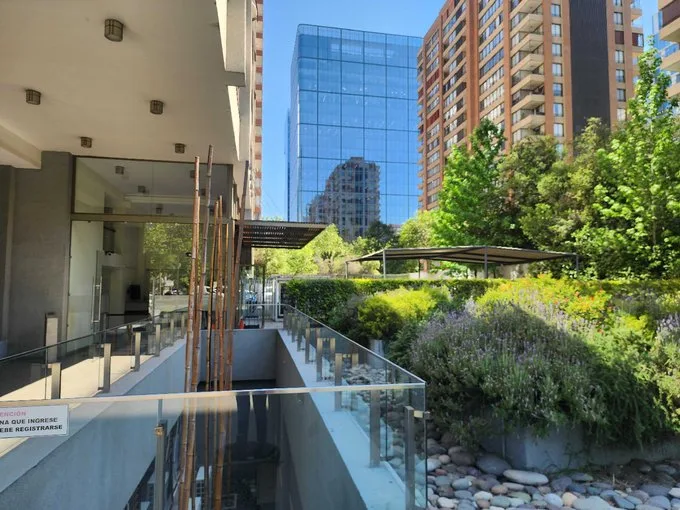 Arriendo de Oficina en Las Condes, Metro Manquehue Oficina 2 Ambientes 1 Baño (127480)