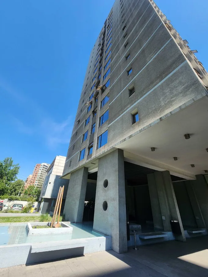 Arriendo de Oficina en Las Condes, Metro Manquehue Oficina 2 Ambientes 1 Baño (127480)