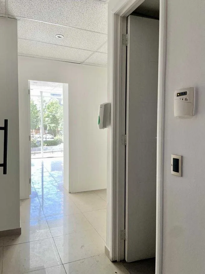 Arriendo de Oficina en Las Condes, Oficina 22m2 (85155)