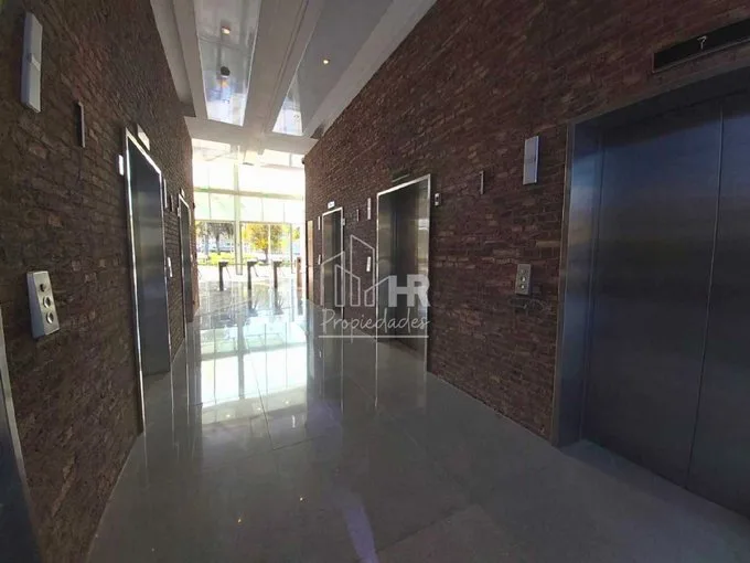 Arriendo de Oficina en Las Condes, Planta libre,  a pasos Hernando de Magallanes (74347)