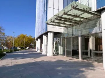 Arriendo de Oficina en Las Condes, Planta libre,  a pasos Hernando de Magallanes (74347)