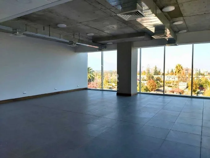 Arriendo de Oficina en Las Condes, Planta libre,  a pasos Hernando de Magallanes (74347)