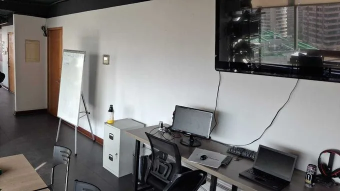 Arriendo de Oficina en Las Condes, Trabaja en Apoquindo Oficina Cerca del Metro  (116051)