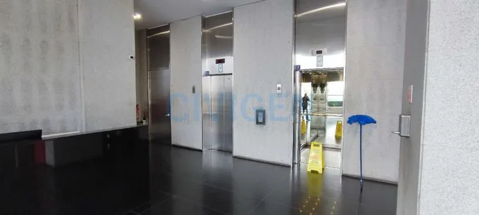 Arriendo de Oficina en Lo Barnechea, Conveniente Oficina 30m2 (128400)