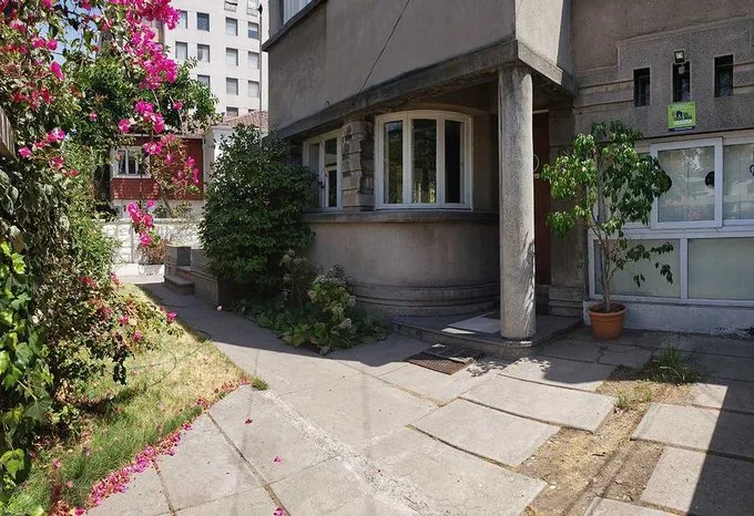 Arriendo de Oficina en Ñuñoa, Oficina 9 privados Estacionamientos