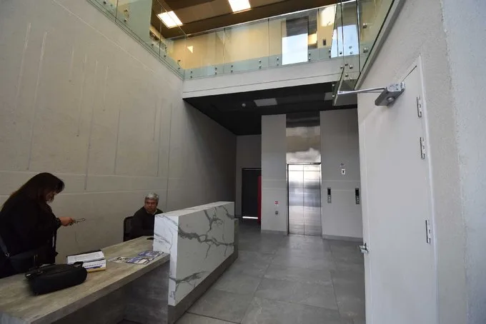 Arriendo de Oficina en Peñalolén, Arrienda Planta Libre BCenter Consistorial (128184) - 1