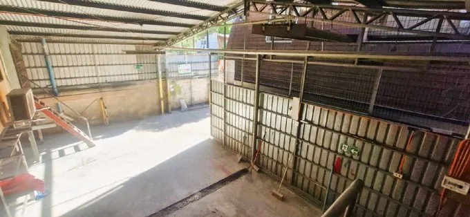 Arriendo de Oficina en Peñalolén, Espacio Luminoso Ideal para Empresas (130208)