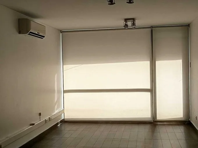 Arriendo de Oficina en Providencia, 1 privado – 1 baño – Kitchenette – Terraza (87413)