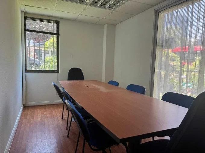 Arriendo de Oficina en Providencia, Al lado de la Costanera (87123)