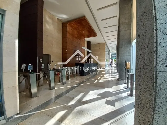 Arriendo de Oficina en Providencia, Amplia y full equipada metro tobalaba providencia