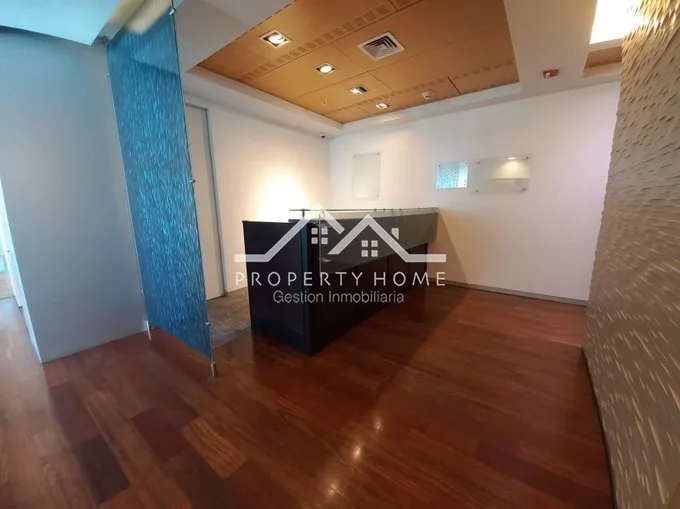 Arriendo de Oficina en Providencia, Amplia y full equipada metro tobalaba providencia