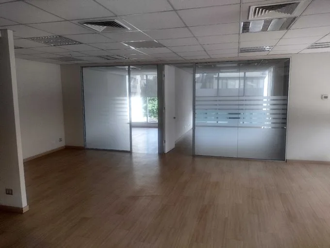 Arriendo de Oficina en Providencia, Disponibilidad automatica. (129190)