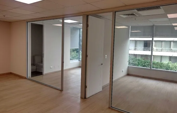 Arriendo de Oficina en Providencia, Disponibilidad automatica. (129190)