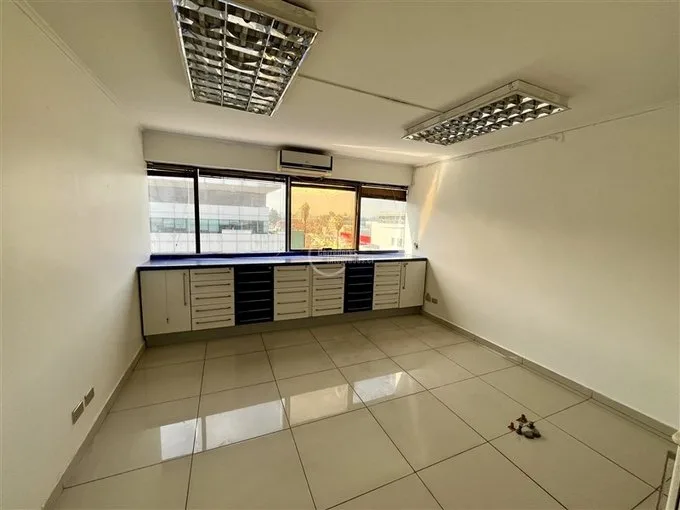 Arriendo de Oficina en Providencia, Metro salvador