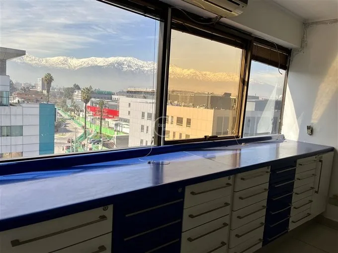 Arriendo de Oficina en Providencia, Metro salvador