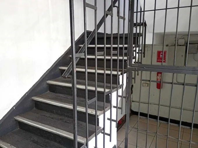 Arriendo de Oficina en Providencia, Oficina de 52M2 // Metro P. de Valdivia (105146)