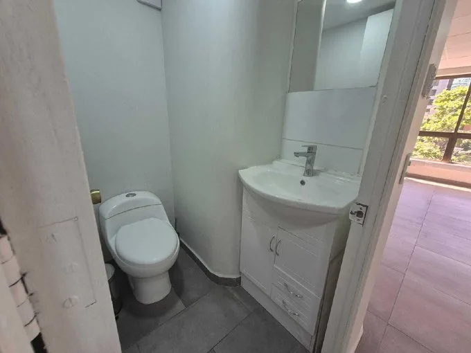 Arriendo de Oficina en Providencia, Oficina a pasos metro pedro de valdivia