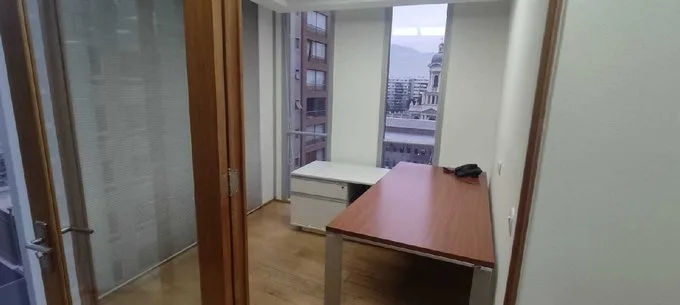 Arriendo de Oficina en Providencia, Providencia 5 privados 2 baños (127228)