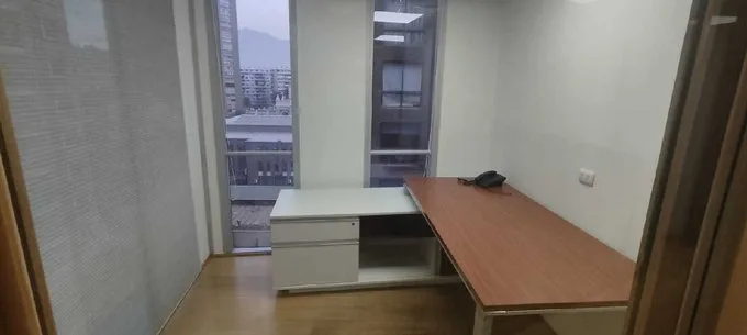 Arriendo de Oficina en Providencia, Providencia 5 privados 2 baños (127228)