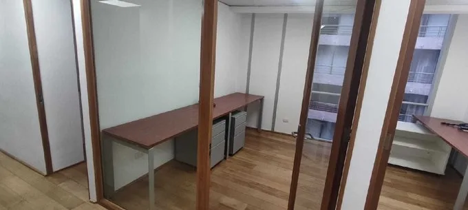 Arriendo de Oficina en Providencia, Providencia 5 privados 2 baños (127228)
