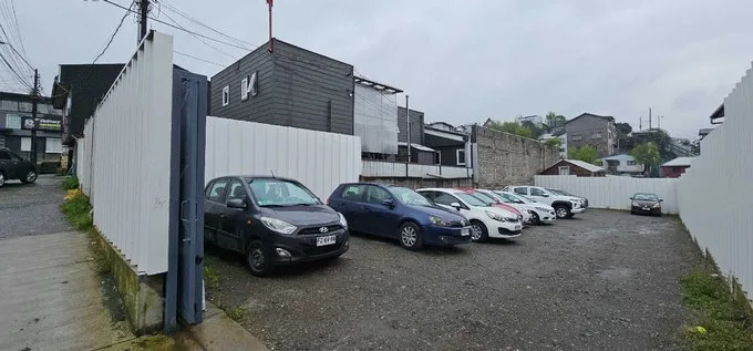 Arriendo de Oficina en Puerto Montt, Arriendo Comercial excelente ubicación Pto. (75867)