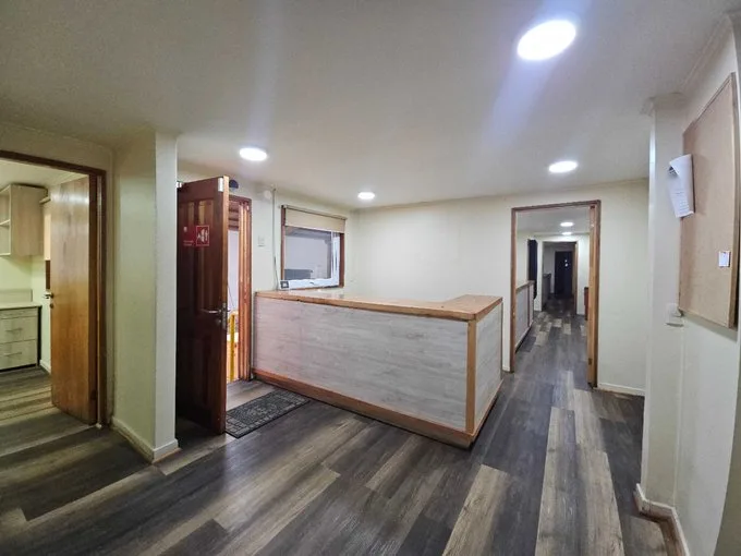 Arriendo de Oficina en Puerto Montt, Arriendo Comercial excelente ubicación Pto. (75867)