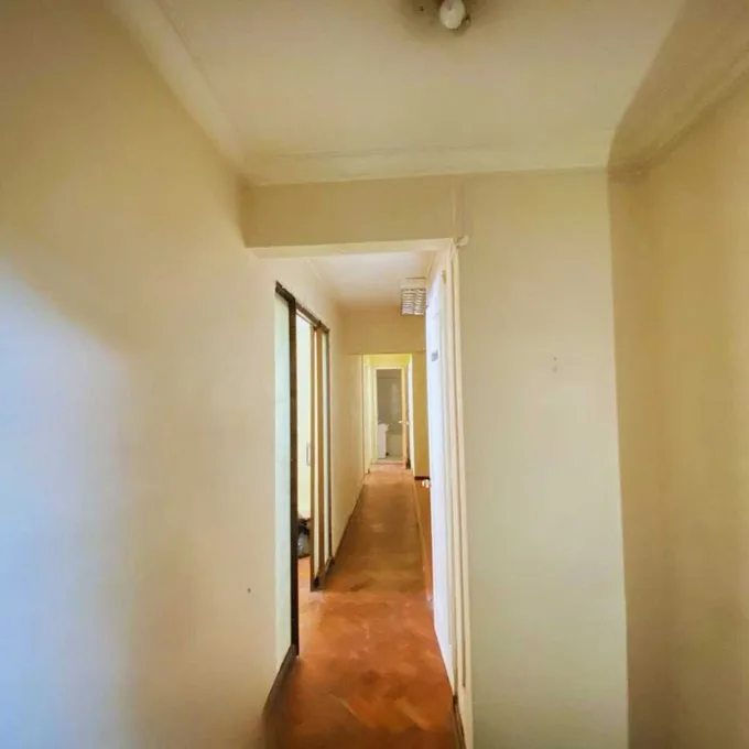 Arriendo de Oficina en Santiago, Amplia Oficina 80mts2 Piso 1, Metro Sta Lucia (124340) - 1