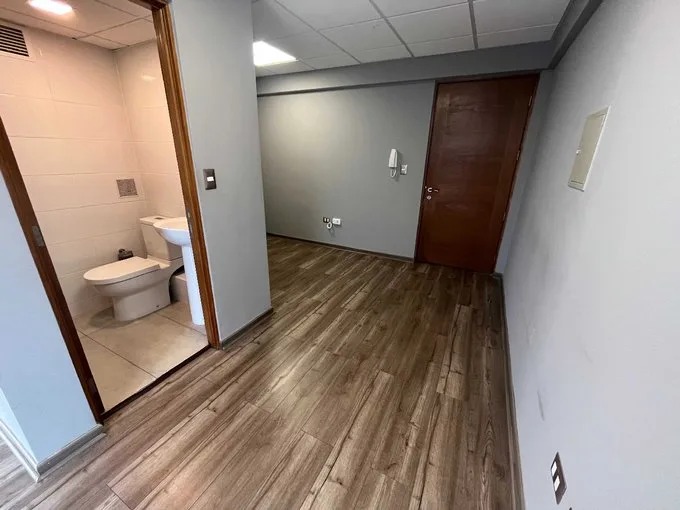 Arriendo de Oficina en Temuco, Arriendo de oficina y estacionamiento. Temuco (69818)
