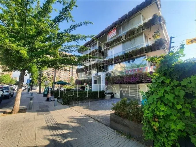 Arriendo de Oficina en Vitacura, Geronimo de alderete con Kennedy