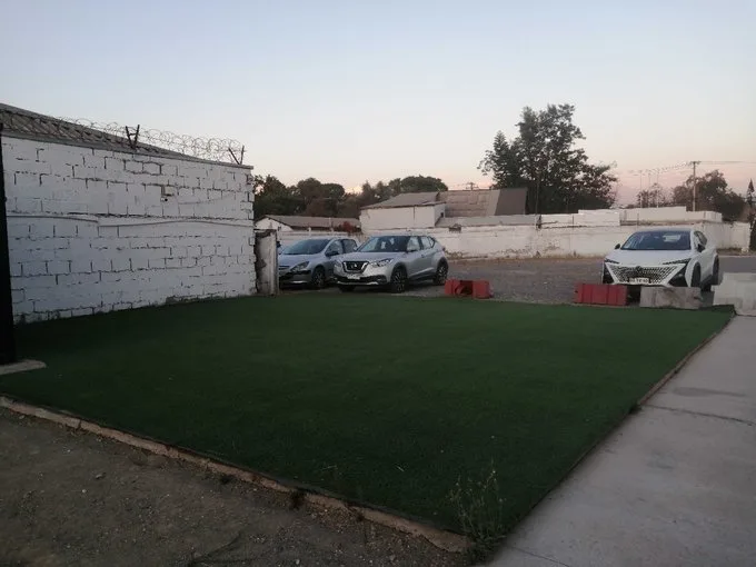 Arriendo de Terreno Industrial en Maipú, Terreno con 2 salidas, oficinas, baños (113720)