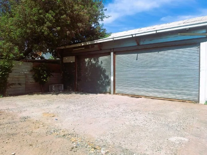 Arriendo de Terreno Industrial en Puente Alto, Galpon industrial con locomición a la puerta