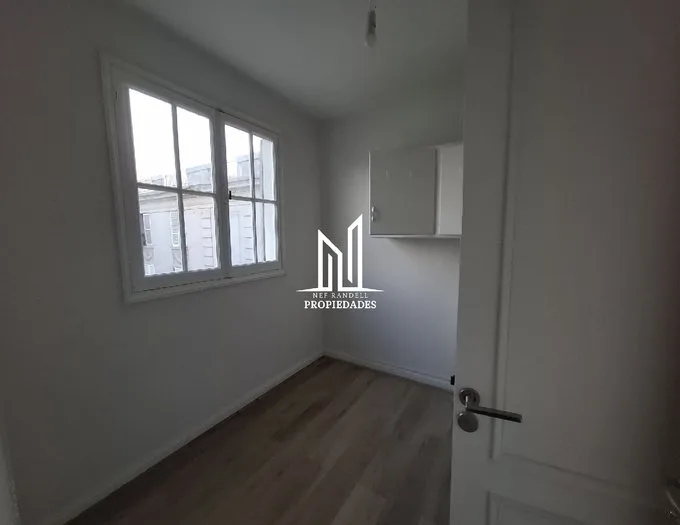 Arriendo de Oficina en Providencia, Canadá 253