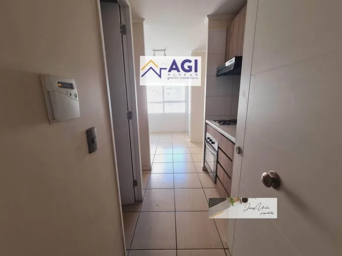 Arriendo de Departamento en Estación Central, Metro ecuador (bc1816)